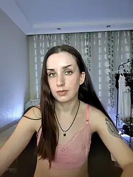 Snapshot of FranceskoJones chatting on 09.09.25 FranceskoJones online show from 09.09.25