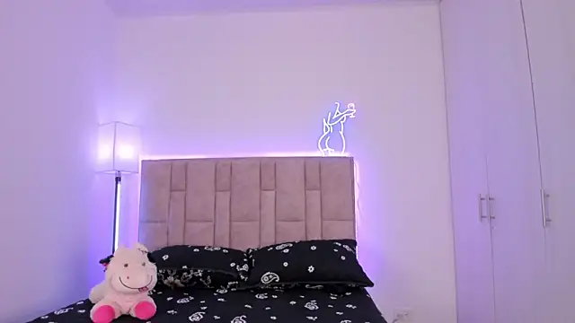 DannaTeen online show from 02.05.25