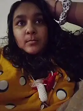 Snapshot of Indianbloom- chatting on 01.19.26 Indianbloom- online show from 01.19.26