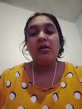 Snapshot of Indianbloom- chatting on 02.07.26 Indianbloom- online show from 02.07.26