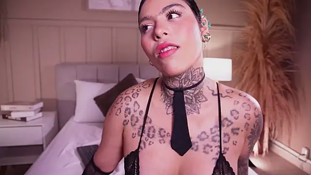 curvyliciousss online show from 03.10.26