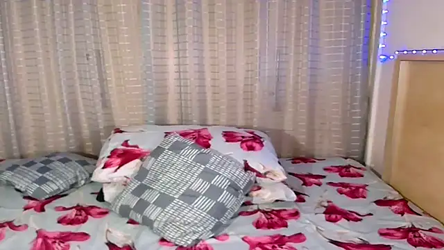 sexyindianchic online show from 09.29.25