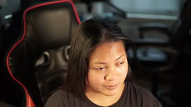 Snapshot of Bubbleliyah chatting on 12.27.24 Bubbleliyah online show from 12.27.24