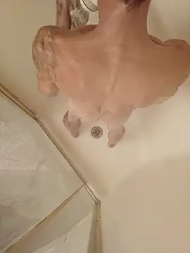 Snapshot of justinewe69 chatting on 09.08.25 justinewe69 online show from 09.08.25