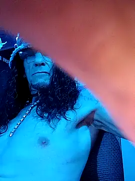 justinewe69 online show from 04.20.26