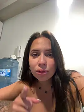 Snapshot of candelacante chatting on 02.28.26 candelacante online show from 02.28.26