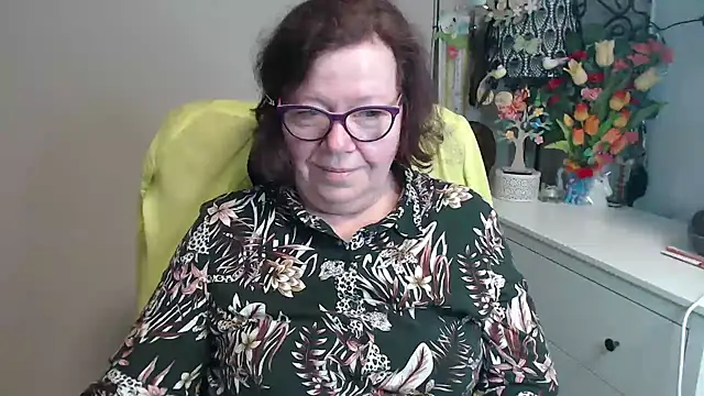 Adelewildx online show from 04.08.26