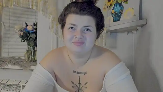 Snapshot of Eva_Shameless chatting on 02.02.25 Eva Shameless online show from 02.02.25