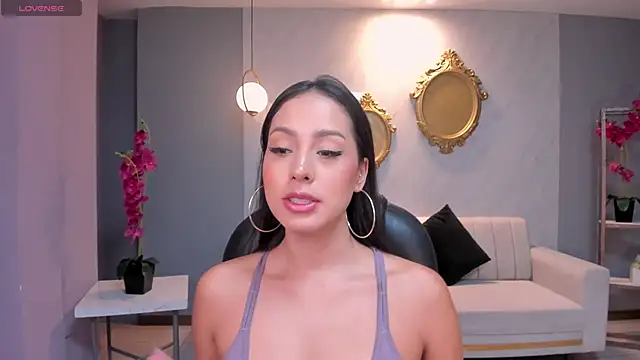 BrennaWalker online show from 01.21.25