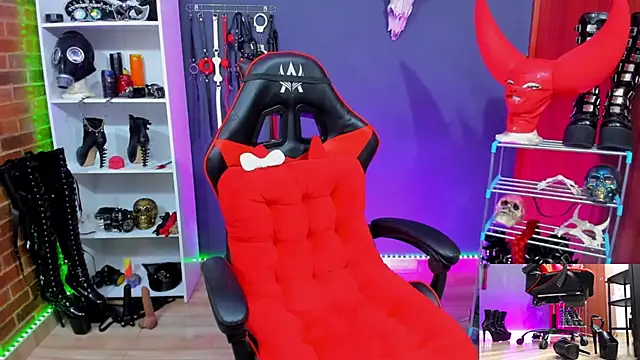 Mistress Yelena online show from 02.04.26