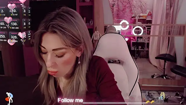 AnnieGOld  online show from 02.14.26