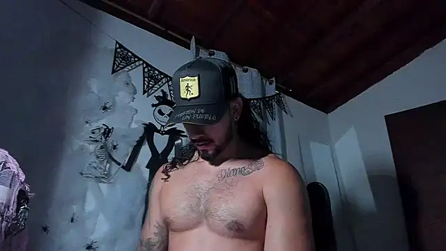 Snapshot of Baky_sexy chatting on 10.25.25 Baky sexy online show from 10.25.25