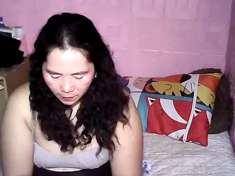 hotpusie 4u online show from 10.13.25