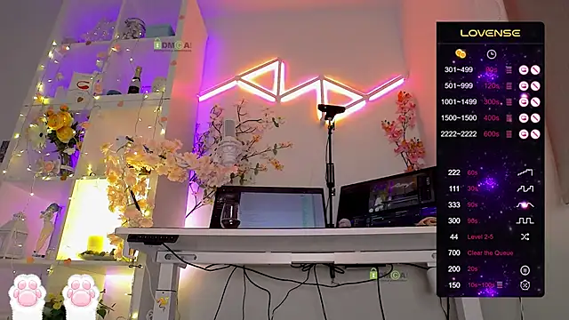 Elena-Marilyn online show from 02.05.26