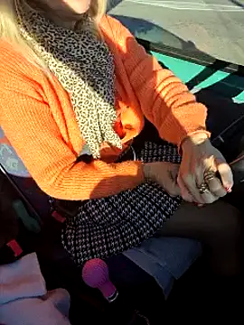 Nathotsexy1 online show from 12.26.24