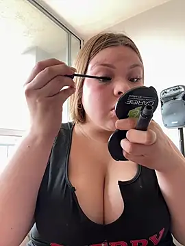 Snapshot of AshlyRouse chatting on 01.12.25 AshlyRouse online show from 01.12.25