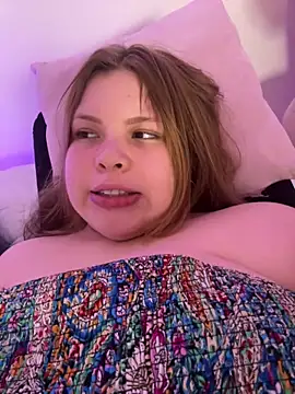 Snapshot of AshlyRouse chatting on 03.11.25 AshlyRouse online show from 03.11.25