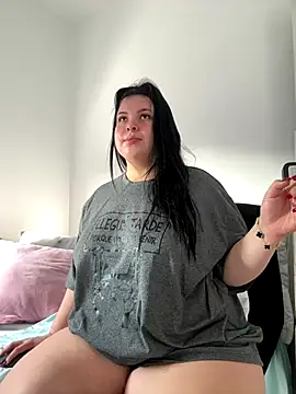 Snapshot of AshlyRouse chatting on 10.02.25 AshlyRouse online show from 10.02.25