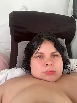 Snapshot of AshlyRouse chatting on 10.05.25 AshlyRouse online show from 10.05.25