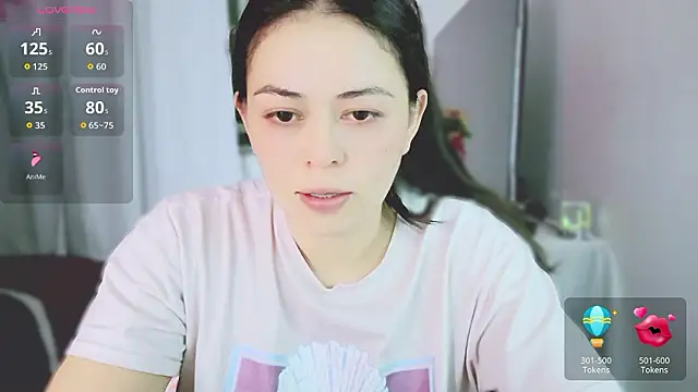 Snapshot of mayhott2 chatting on 02.20.26 mayhott2 online show from 02.20.26