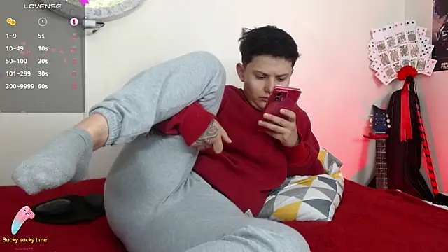 girl intense444 online show from 02.13.25