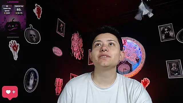 girl intense444 online show from 10.25.25