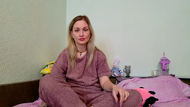 ModelEva online show from 03.27.26