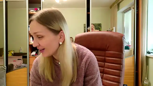 ModelEva online show from 04.19.26