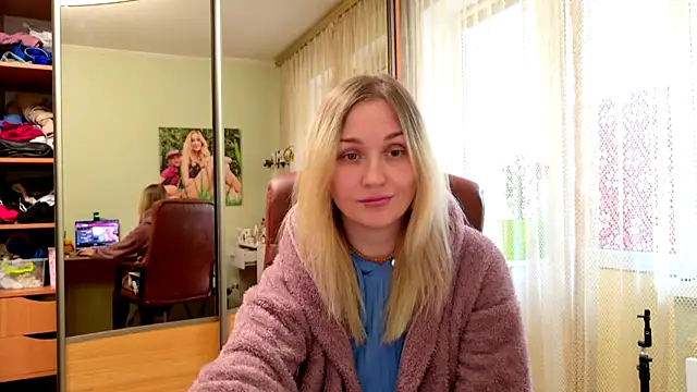 ModelEva online show from 04.30.26