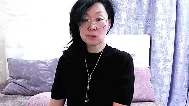 Snapshot of Asian_legs chatting on 03.21.25 Asian legs online show from 03.21.25