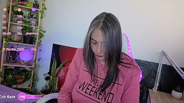 Snapshot of Katy_Randy chatting on 10.23.25 Katy Randy online show from 10.23.25