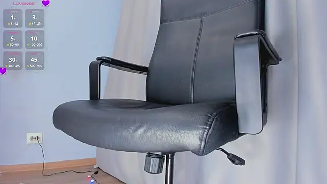 queen carly online show from 12.16.24