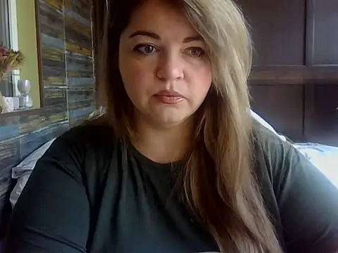 Snapshot of cute__cherry chatting on 07.17.26 cute cherry online show from 07.17.26