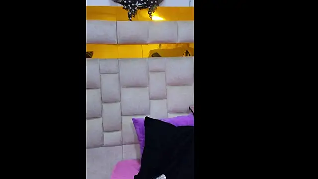 Snapshot of bigass_monic chatting on 02.13.25 bigass monic online show from 02.13.25