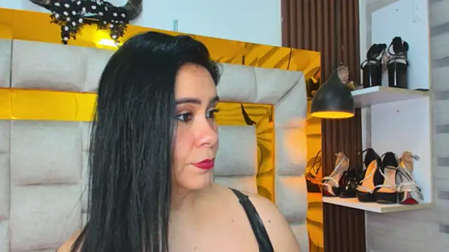 Snapshot of bigass_monic chatting on 09.13.25 bigass monic online show from 09.13.25