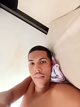 Vinicius5890 online show from 04.23.26