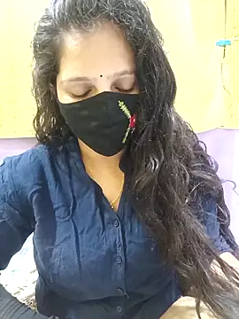 Rising Smiler online show from 11.25.25