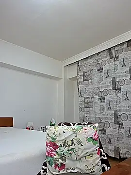 hotSANDRA STARR online show from 10.09.25