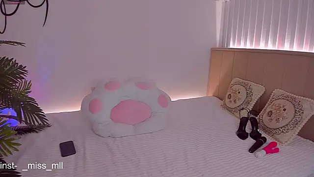 MaaryM online show from 02.16.25