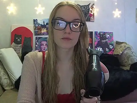 SecretSophia online show from 10.28.25