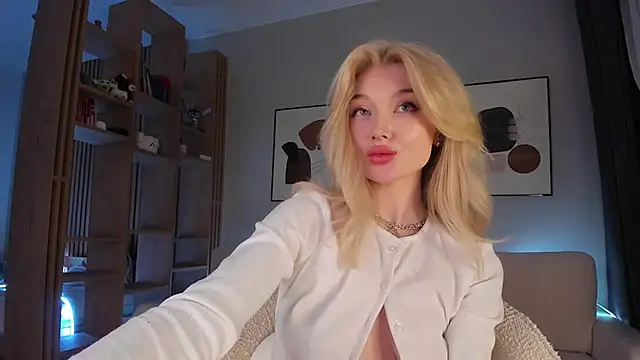 Snapshot of sugar_club chatting on 01.15.25 sugar club online show from 01.15.25