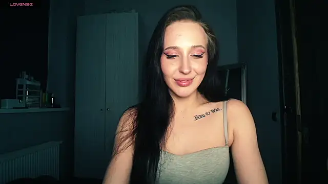 AliceTurnOn online show from 04.12.26