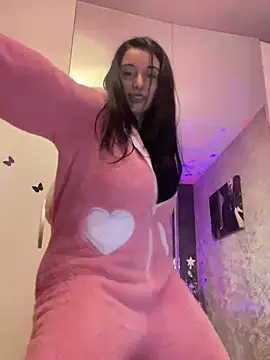 YreneRay online show from 12.12.24