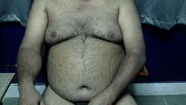 hairysubcub 70 online show from 11.20.25