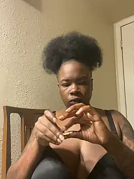 Snapshot of WassamSavage chatting on 02.11.26 WassamSavage online show from 02.11.26