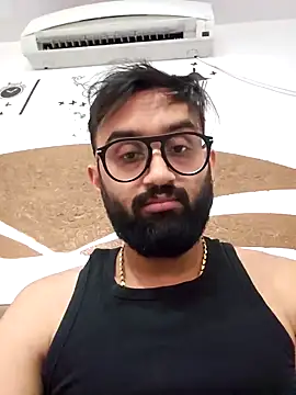 love4shownude online show from 01.04.25