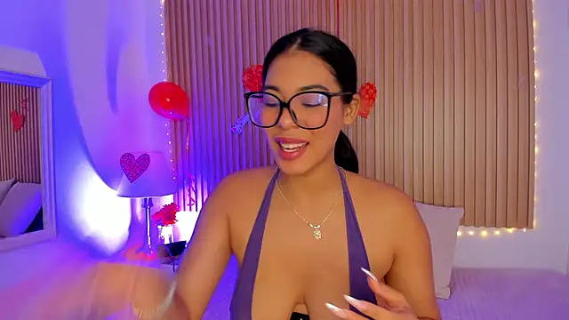 GenesisRuiz online show from 02.19.25