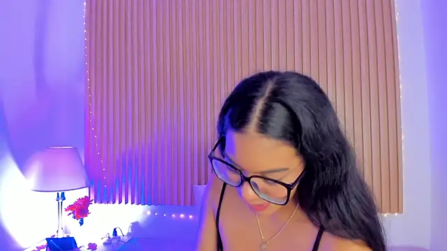 GenesisRuiz online show from 02.21.25