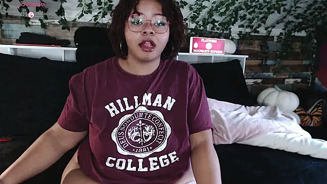 -khayaparker online show from 12.26.24