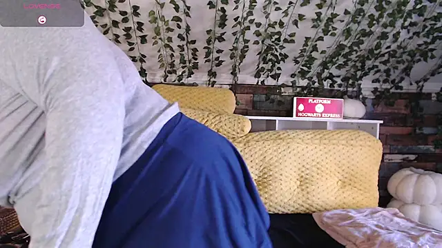 -khayaparker online show from 01.15.25